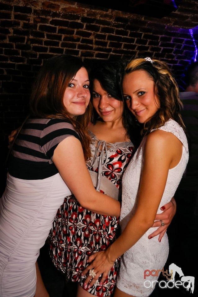 Golden Thursday @ Club Escape, 