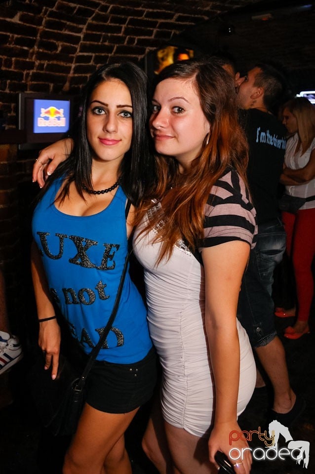 Golden Thursday @ Club Escape, 