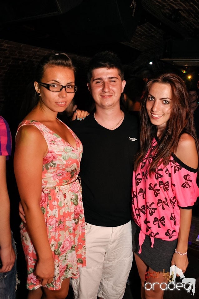 Golden Thursday @ Club Escape, 