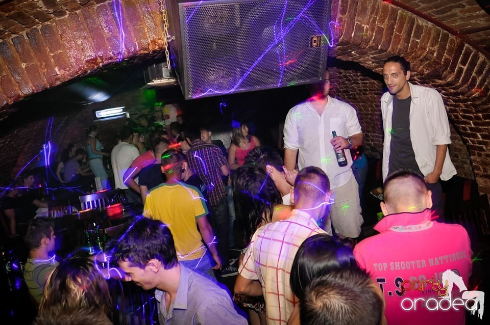 Golden Thursday @ Club Escape, 