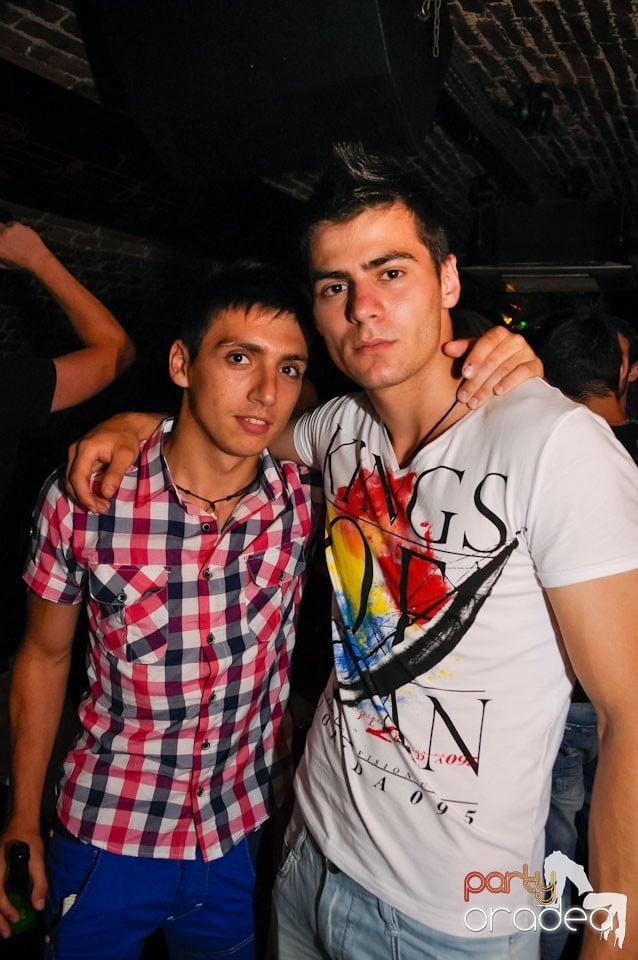 Golden Thursday @ Club Escape, 