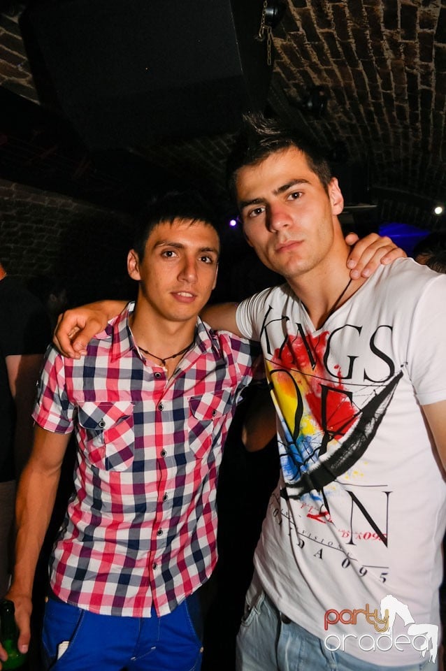 Golden Thursday @ Club Escape, 