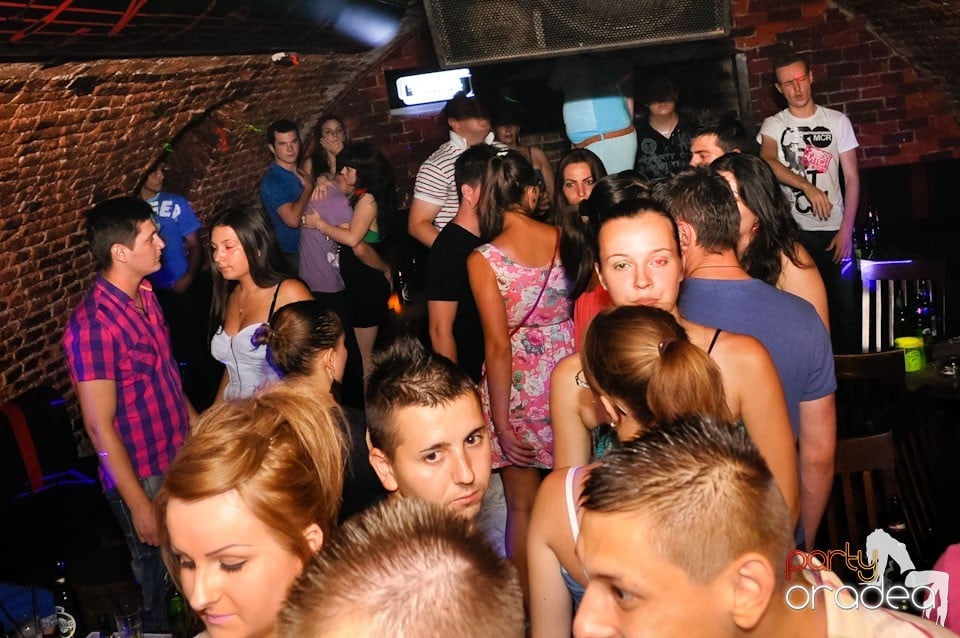 Golden Thursday @ Club Escape, 