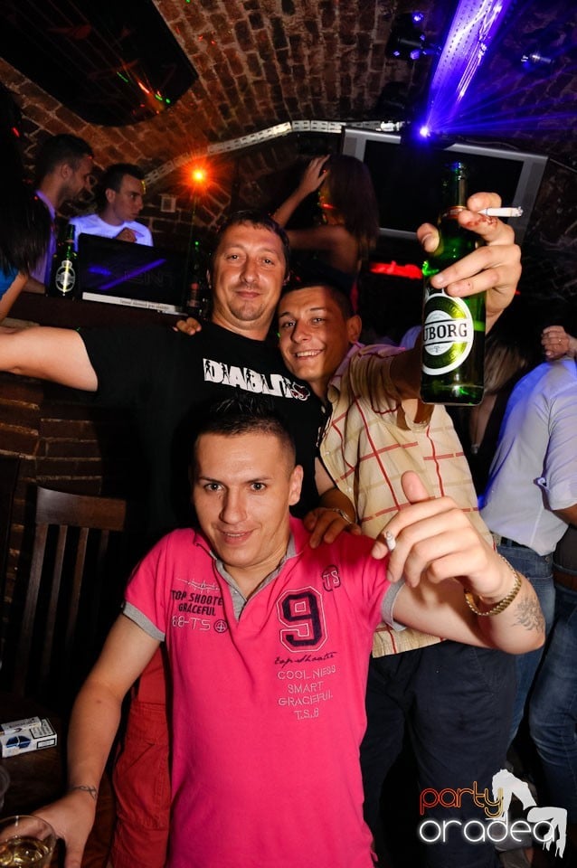 Golden Thursday @ Club Escape, 