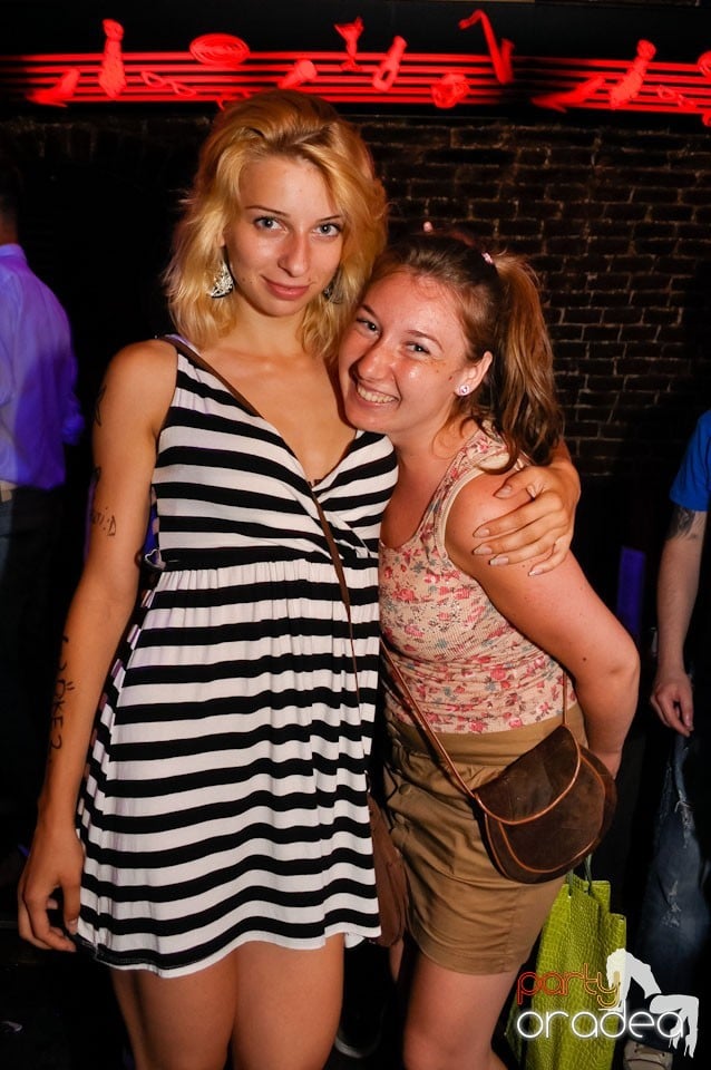 Golden Thursday @ Club Escape, 