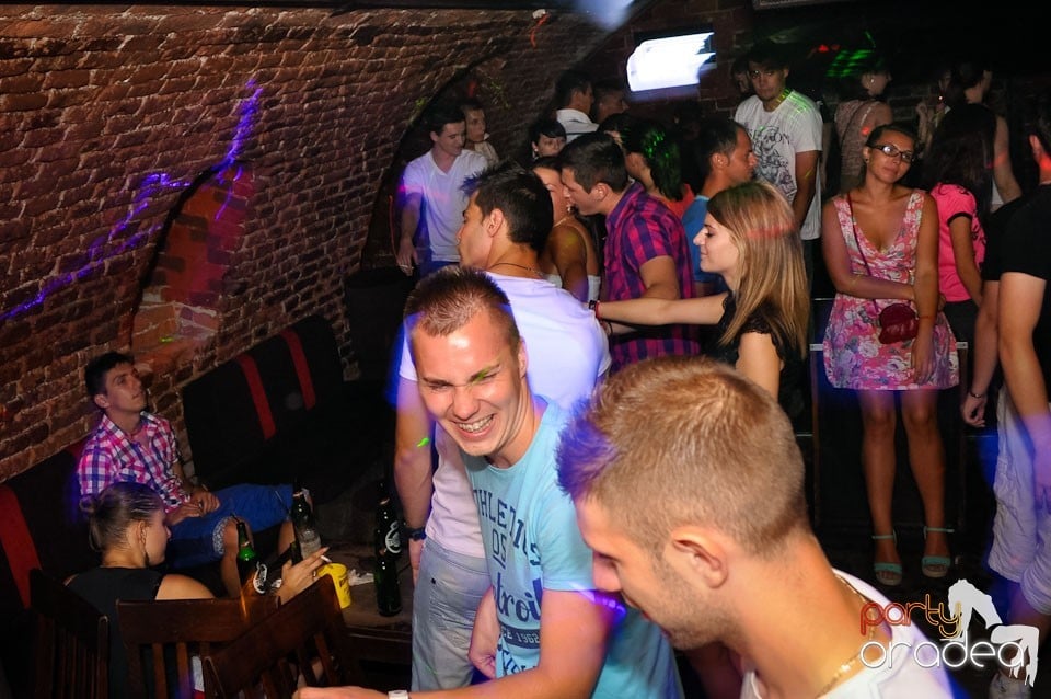 Golden Thursday @ Club Escape, 