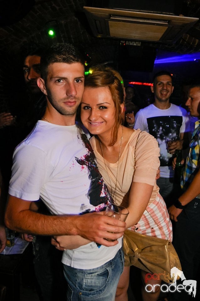 Golden Thursday @ Club Escape, 