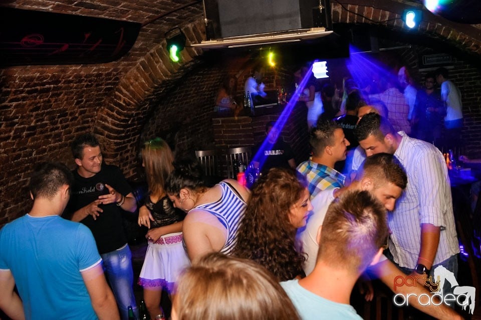 Golden Thursday @ Club Escape, 