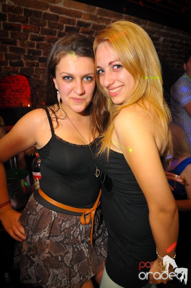 Golden Thursday @ Club Escape, 