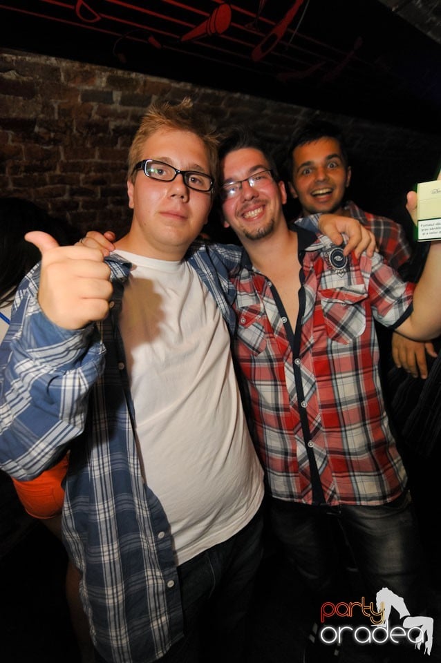 Golden Thursday @ Club Escape, 