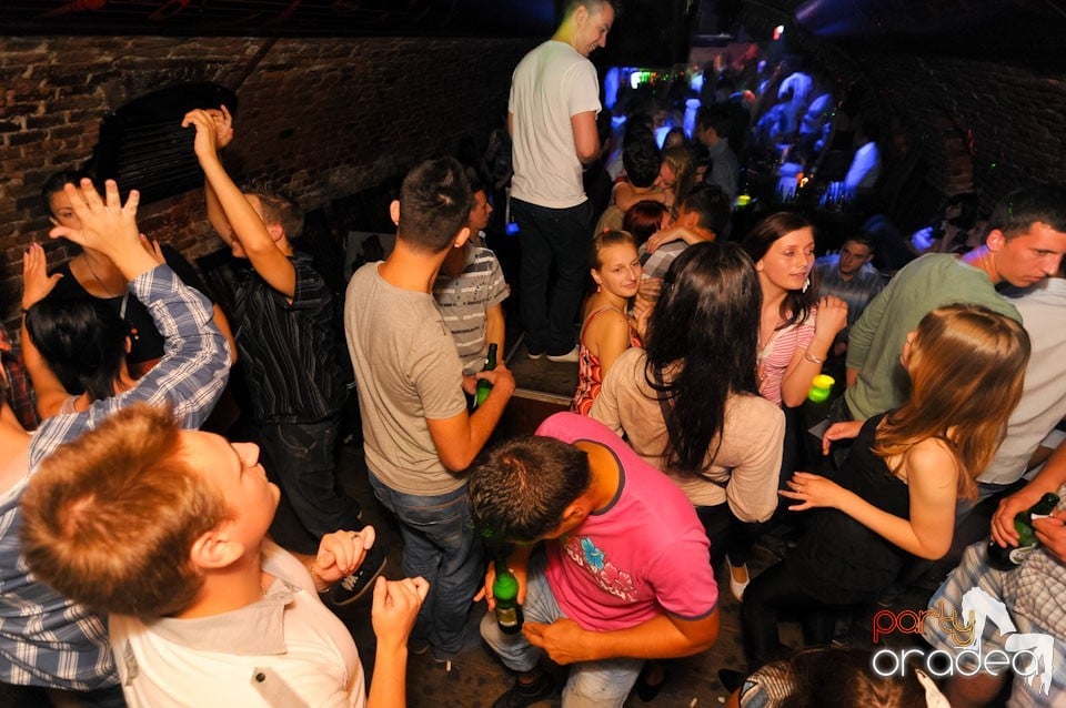 Golden Thursday @ Club Escape, 