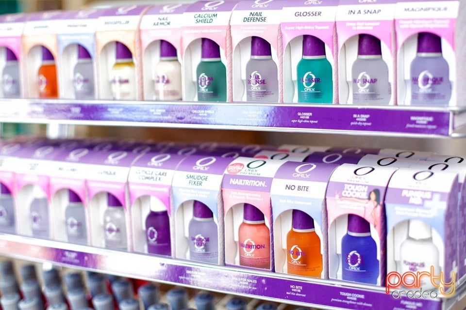 Gossip Nail Studio, Gossip Nail Studio
