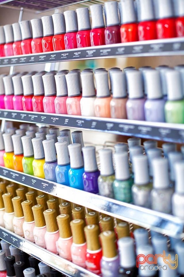 Gossip Nail Studio, Gossip Nail Studio