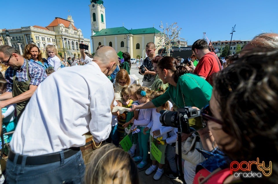 Grădina de Hârtie Reciclată, Oradea