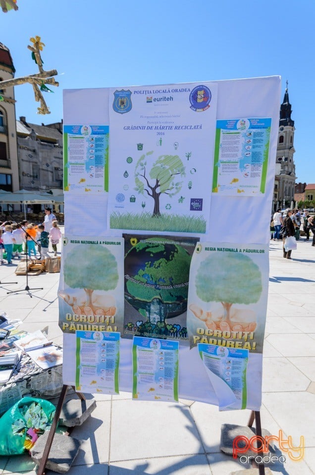 Grădina de Hârtie Reciclată, Oradea