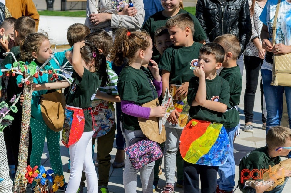 Grădina de Hârtie Reciclată, Oradea