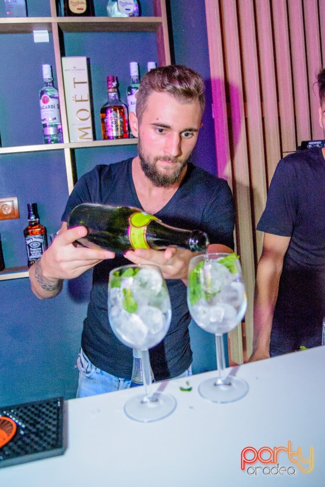 Grand Opening B Club, 