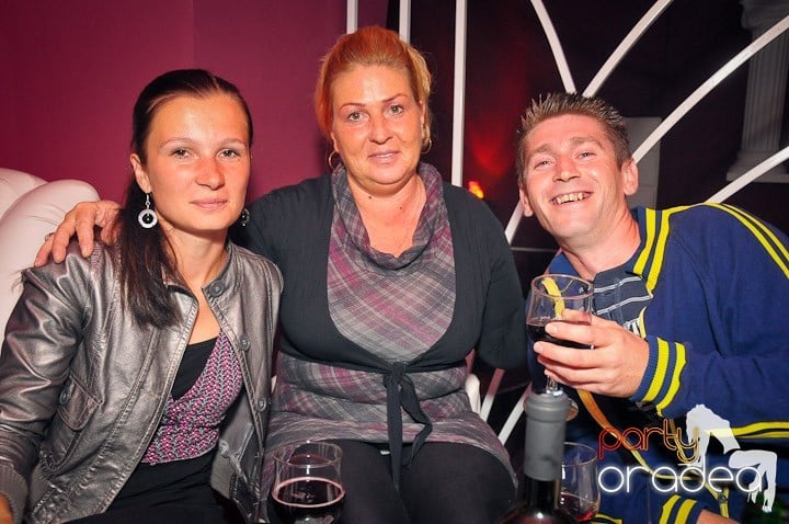 Grand Opening Party la Club Atti's,