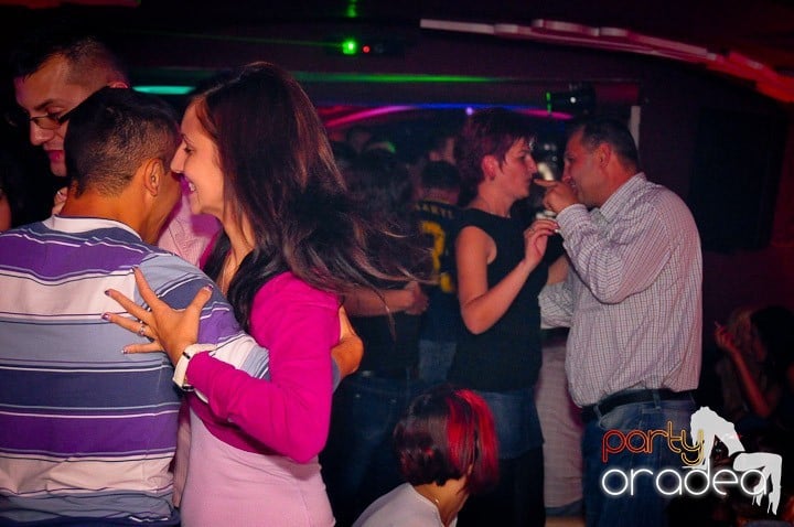 Grand Opening Party la Club Atti's,