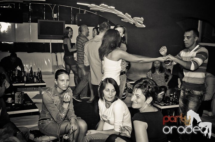 Grand Opening Party la Club Atti's,