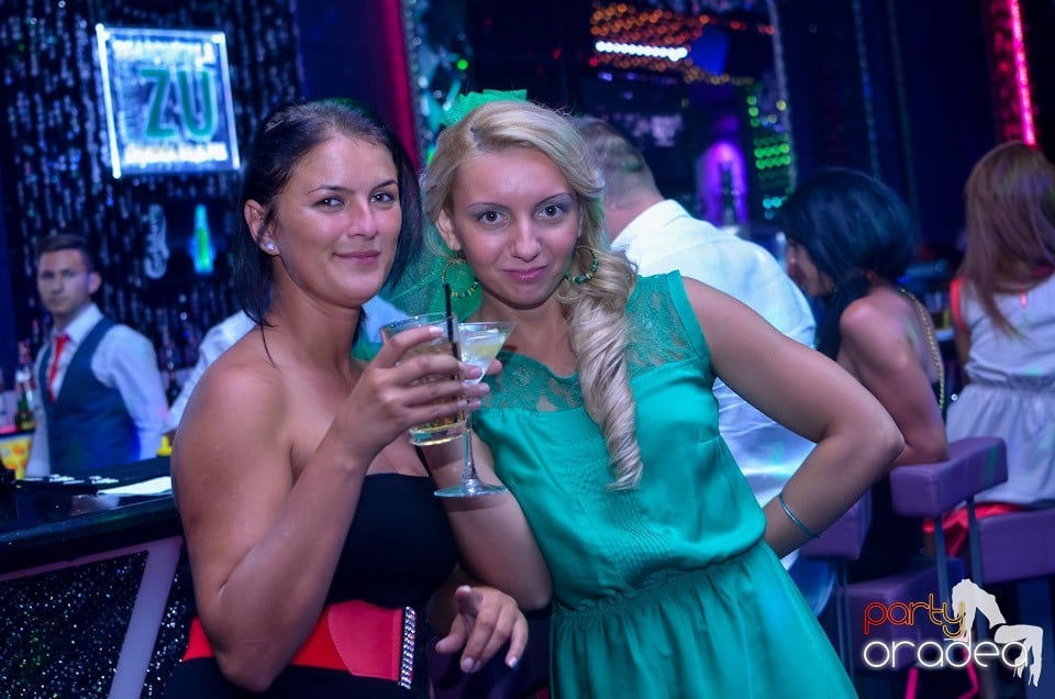 Grand VIP Party în The One Café & Club, 