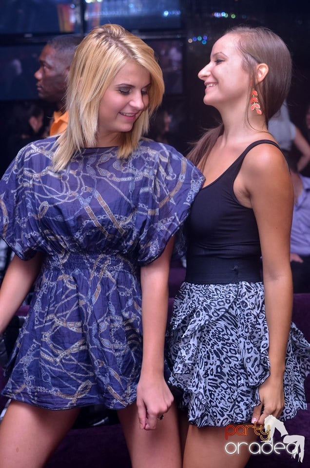 Grand VIP Party în The One Café & Club, 