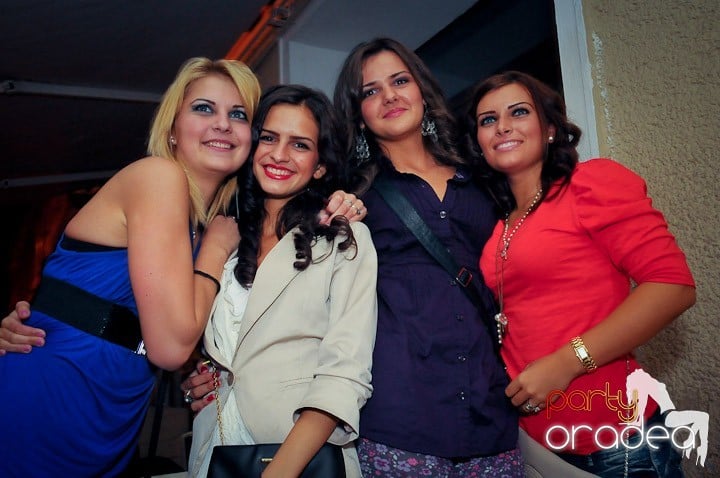 Green Party în Kadó Cafe, 