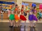 Carrefour - Grupul Muzical Luscynia & Kalliope Show Dance Team