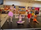 Carrefour - Grupul Muzical Luscynia & Kalliope Show Dance Team