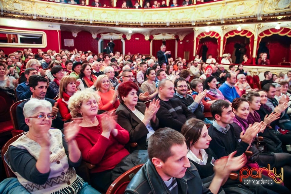 Hai să dăm mână cu mână, Teatrul Regina Maria