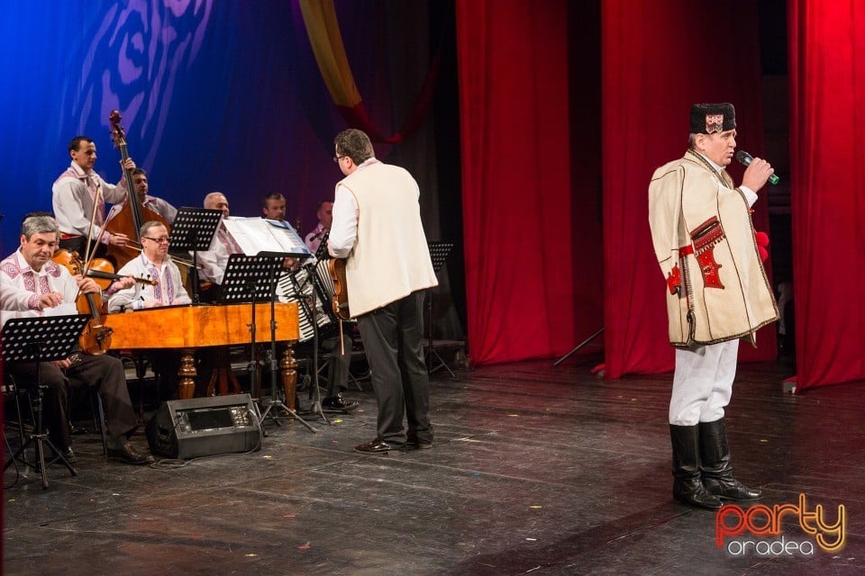 Hai să dăm mână cu mână!, Teatrul Regina Maria