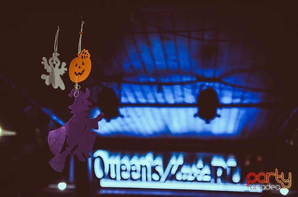 Halloween Ball, Queen's Music Pub