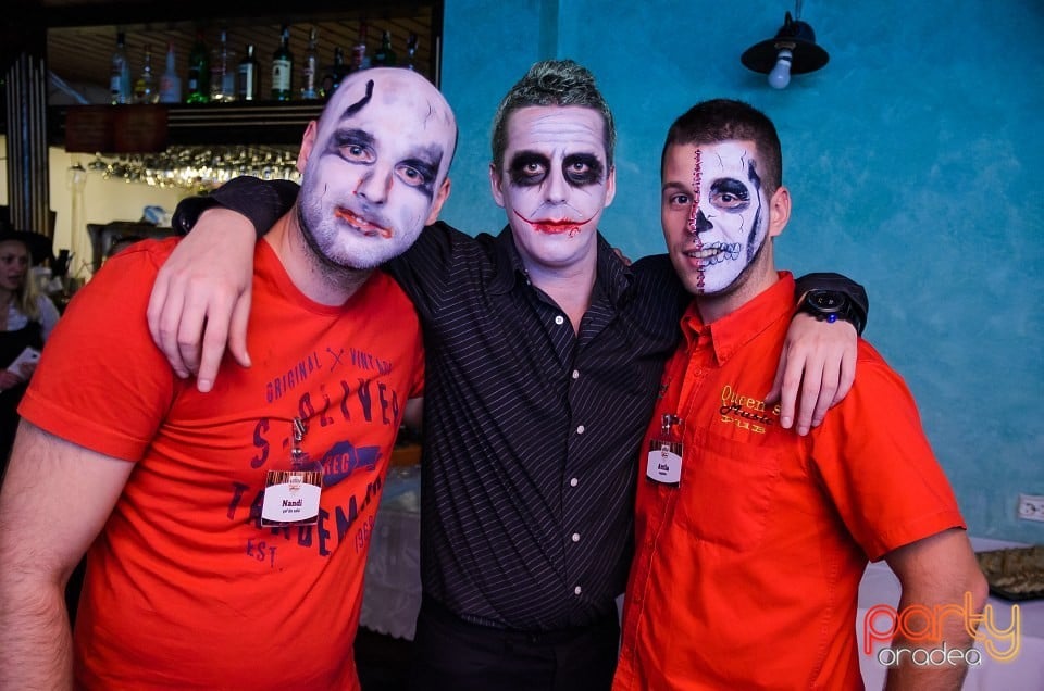 Halloween Ball, Queen's Music Pub