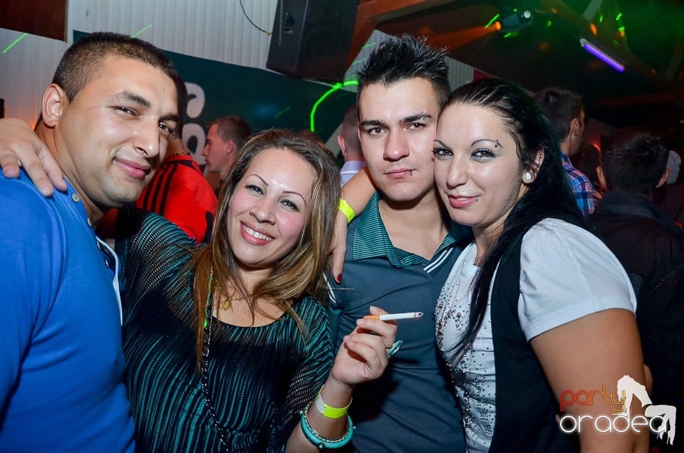 Halloween Party & Laser Show în Faház,