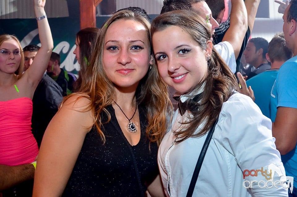 Halloween Party & Laser Show în Faház,