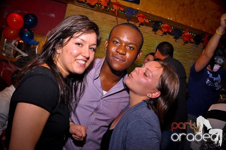 Halloween Party în Downtown,