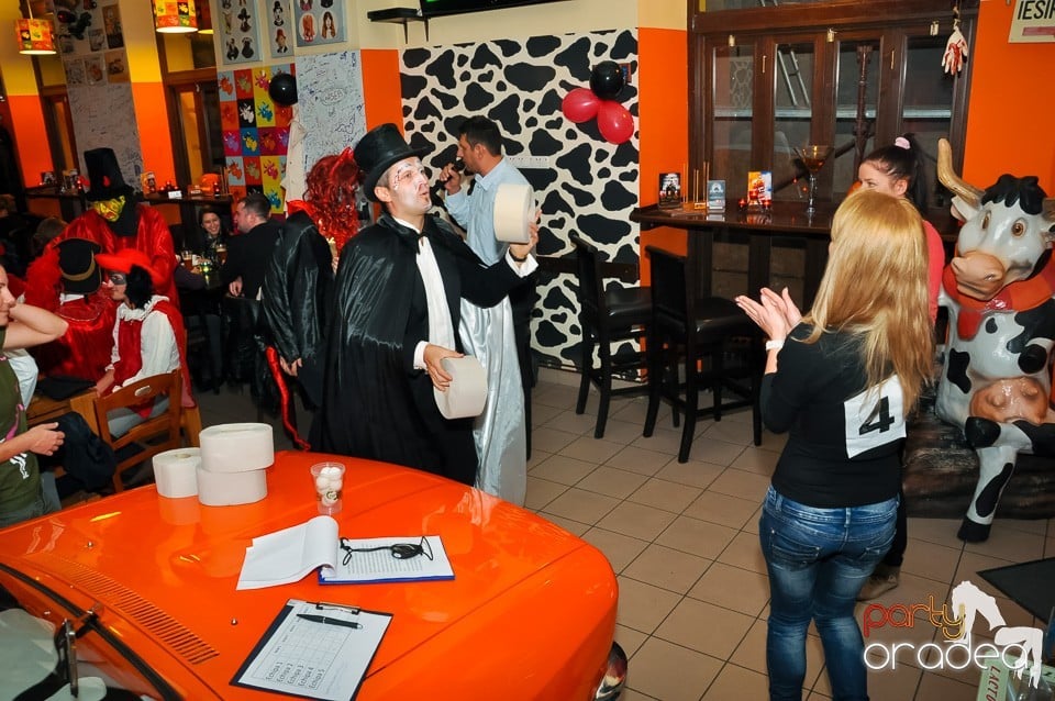 Halloween Party în Lactobar, 