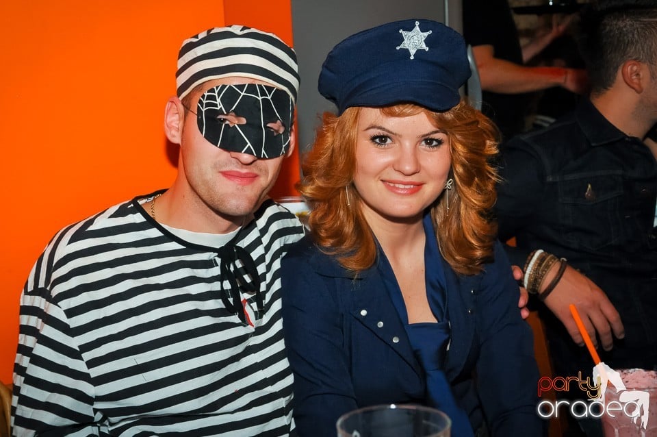 Halloween Party în Lactobar, 