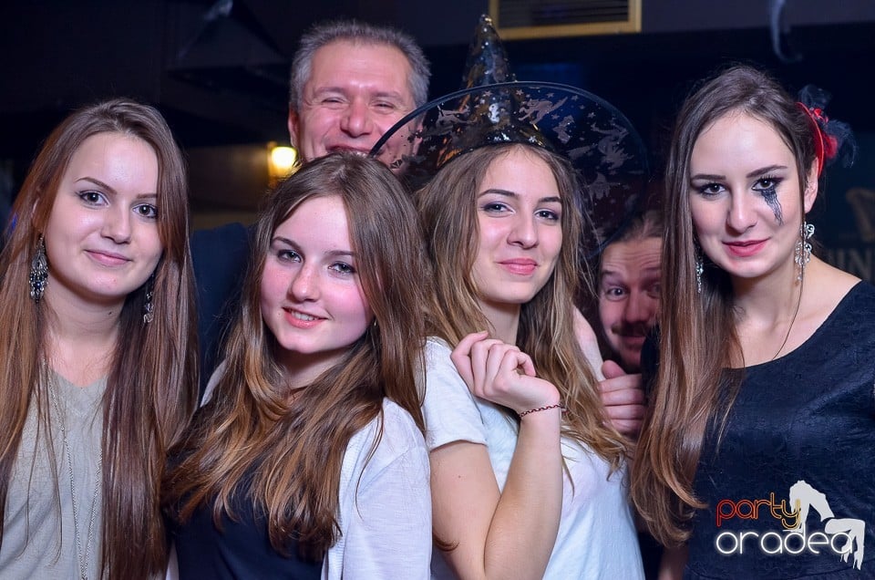 Halloween Party în Lord's, Lord's Pub