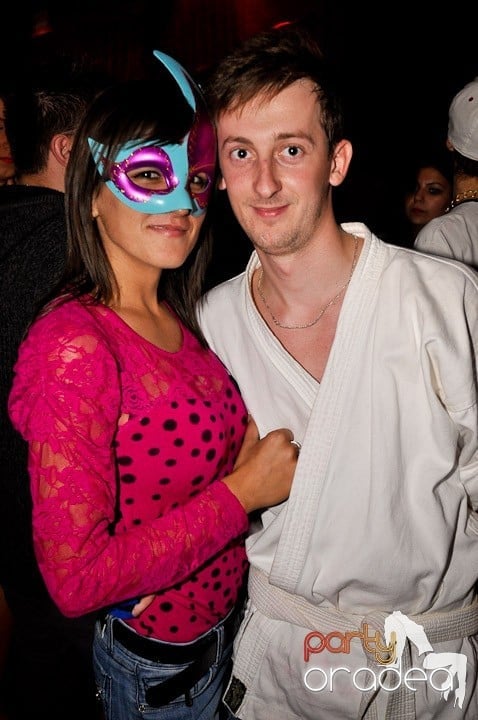 Halloween Party, Student's Place