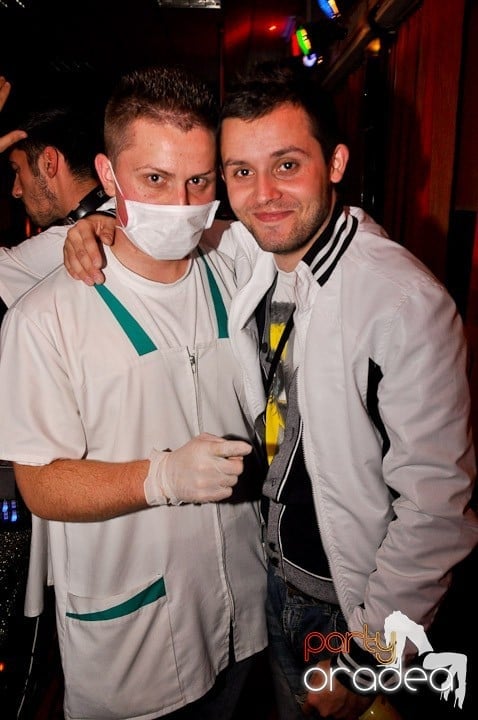 Halloween Party, Student's Place