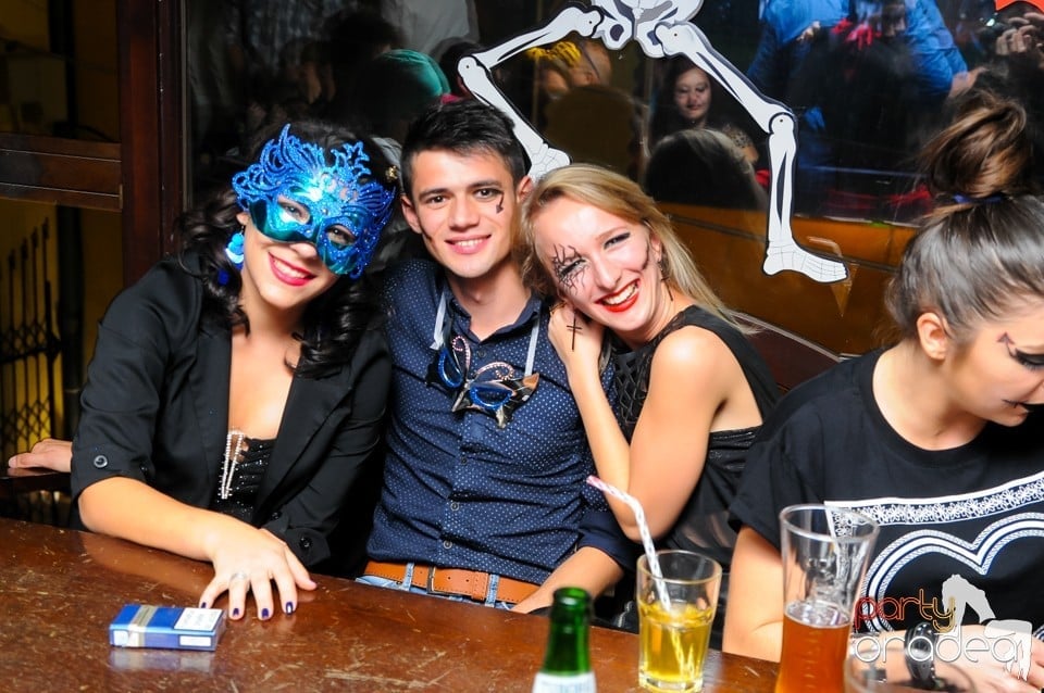 Halloween Party, Green Pub