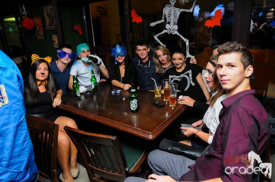 Halloween Party, Green Pub