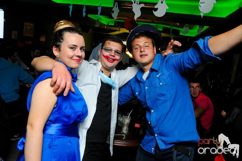 Halloween Party, Green Pub