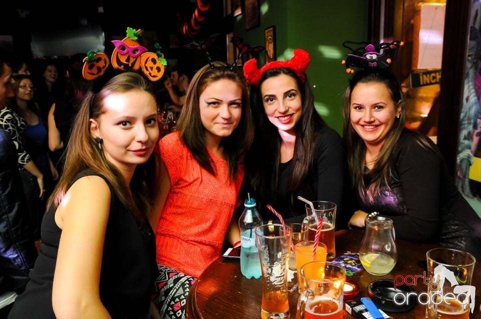 Halloween Party, Green Pub