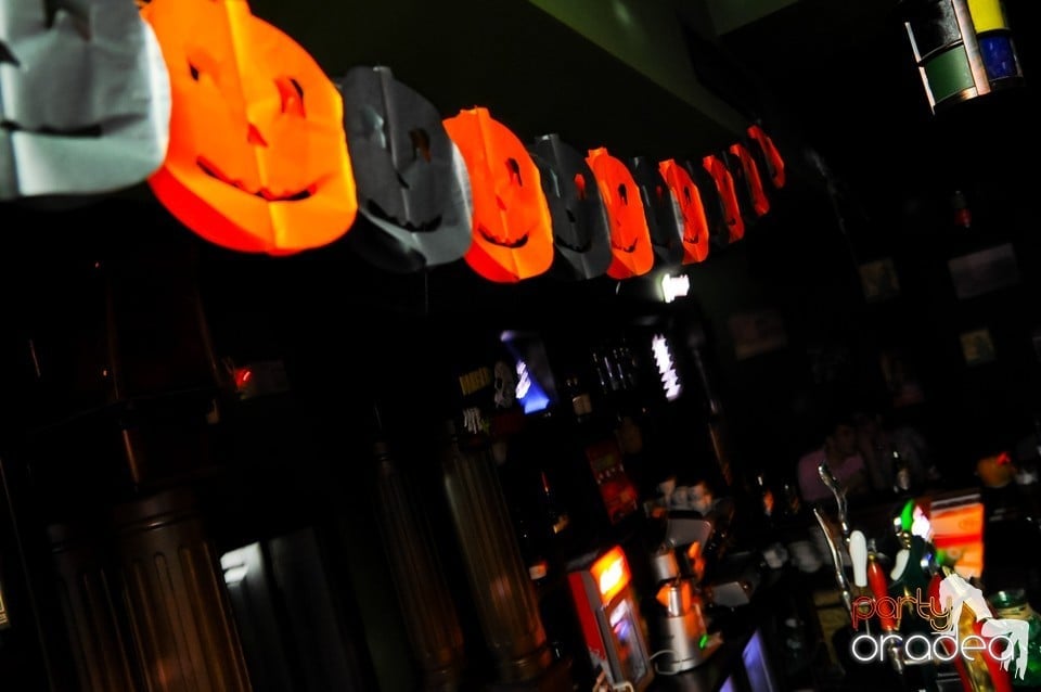 Halloween Party, Green Pub