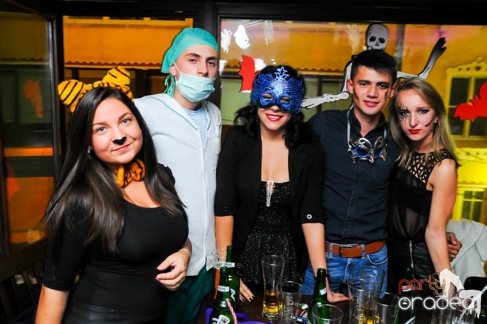 Halloween Party, Green Pub