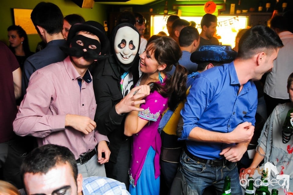 Halloween Party, Green Pub