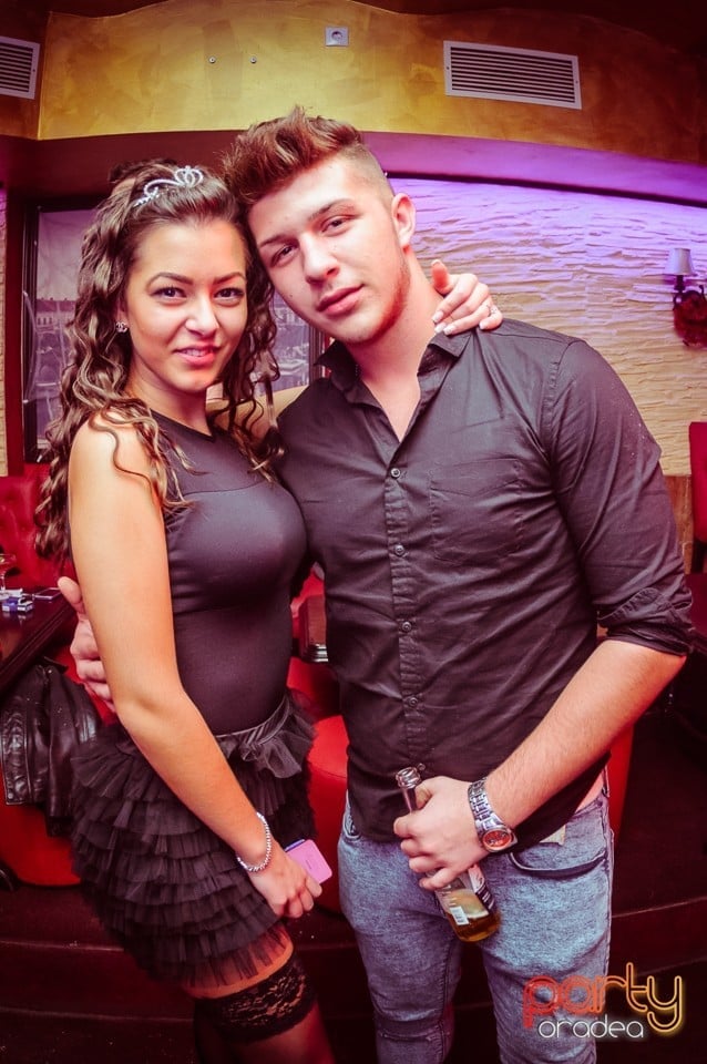 Halloween Party în Downtown Paparazzi, Downtown Paparazzi
