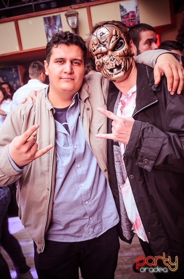 Halloween Party în Window Pub,